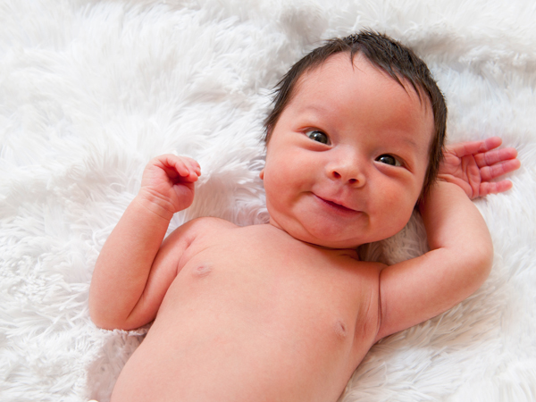 Nhiệt độ của trẻ sơ sinh - Mức an toàn và dấu hiệu sốt